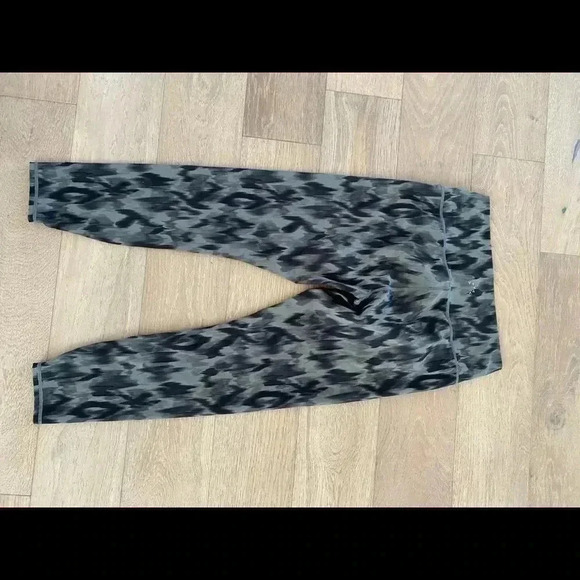 Varley Luna Printed leggings large animal grey - Picture 11 of 13